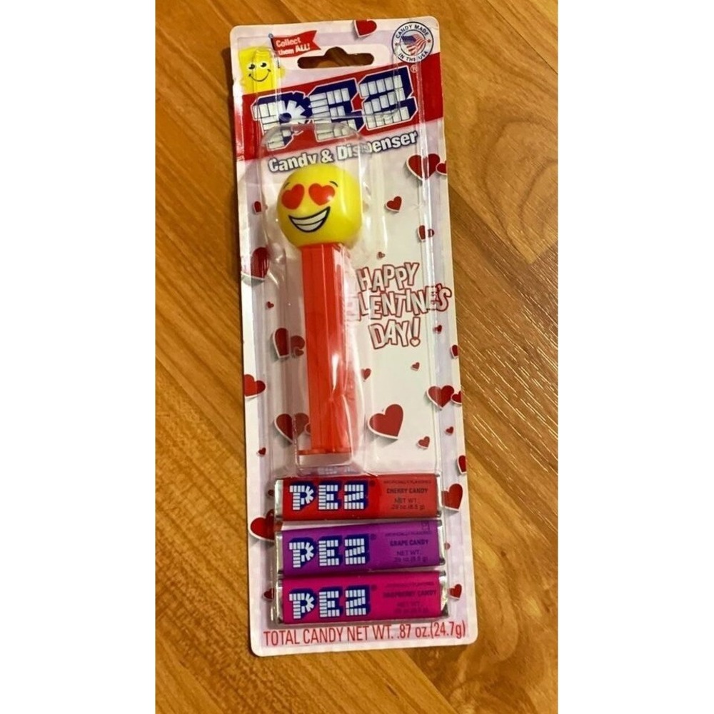 Pez Happy Valentines Day Candy‎ Dispenser